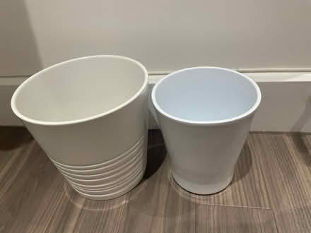 Photo of free White plant pots (SE6) #1