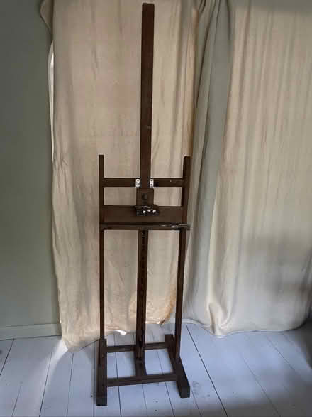 Photo of free Artist's upright easel (KT1 off Villiers Road) #1
