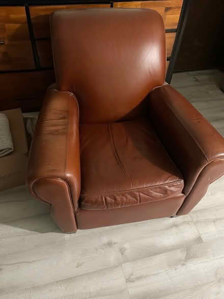 Photo of free Single chair (Southwest plaza mall) #1