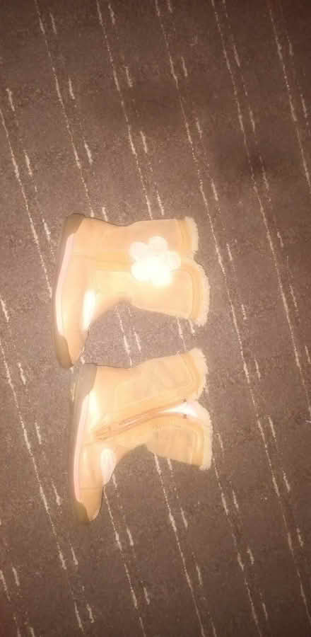 Photo of free Girl Toodler boot size 5 (Hemel Hempstead) #2