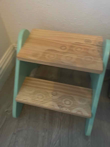 Photo of free Misc toddler things (Pasadena) #4