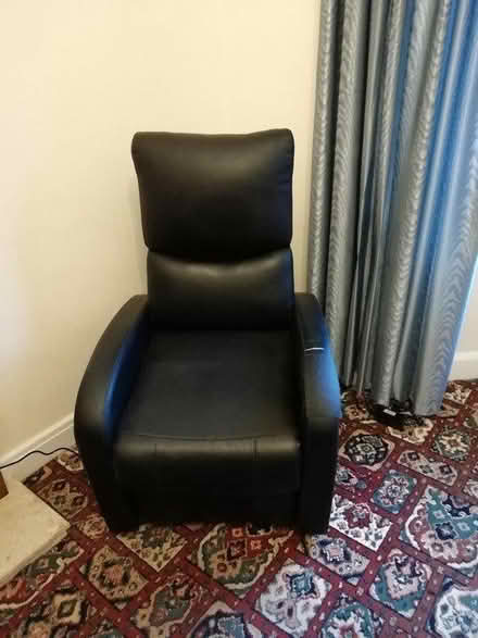 Photo of free Electric riser/recliner armchair (EH14 kingsknowe) #1