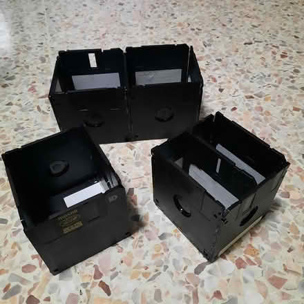 Photo of free 2.5 inch diskettes for handicraft (Tanjong Pagar Plaza) #2