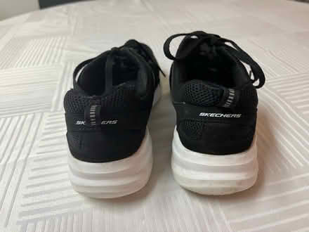 Photo of free Sketchers Shoes - 7.5 Women - 6 men (Avenue/ Eglinton) #4