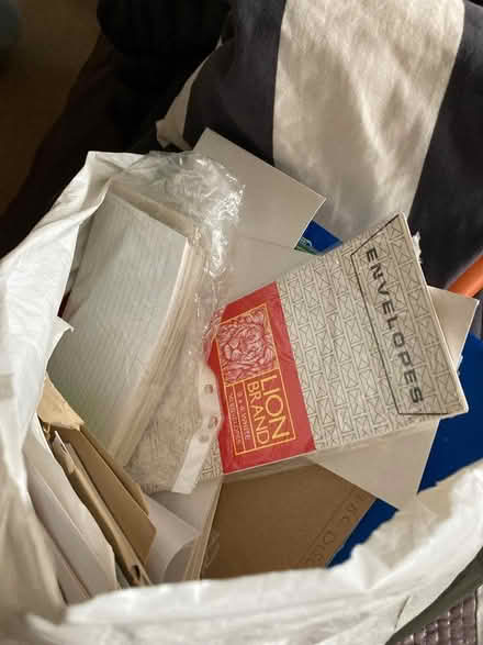 Photo of free Bag of stationery (IP1) #2