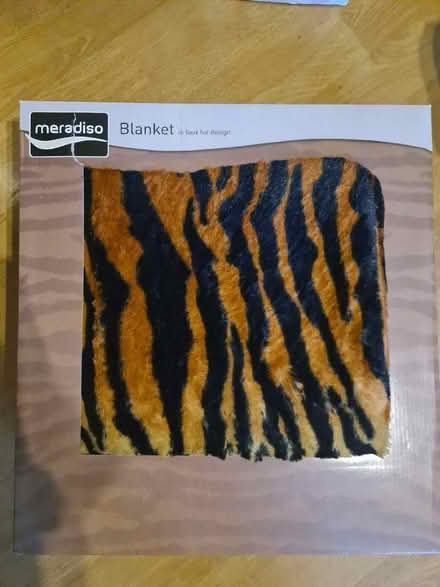 Photo of free Faux fur blanket (Tiger) (Tower Gardens Estate N17) #2