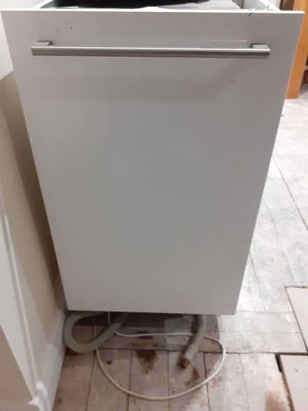 Photo of free NARROW dishwasher by CDA (Leeds LS16) #1