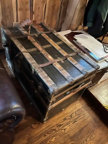 Photo of free Old traveling trunk (Clinton Twsp mi) #1