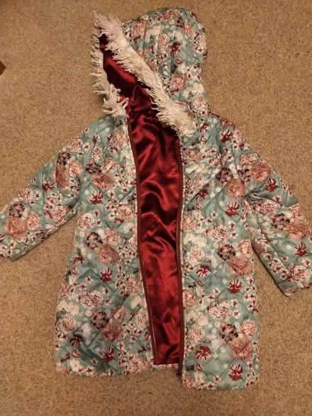 Photo of free Girls coat - broken zip (Castle MK40) #3