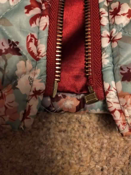Photo of free Girls coat - broken zip (Castle MK40) #2
