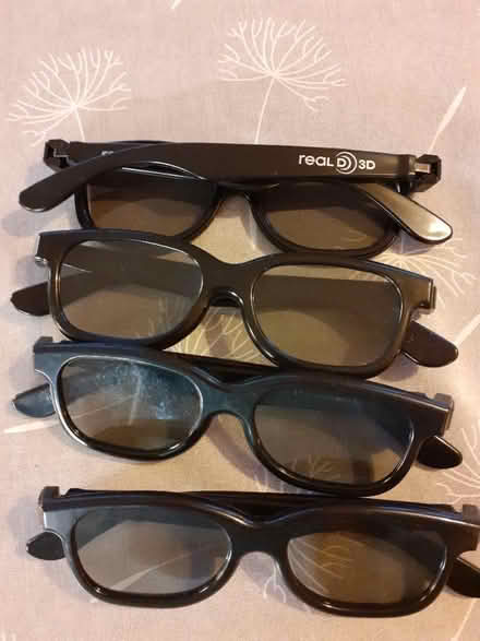 Photo of free 3D glasses (N17/N18 border) #1