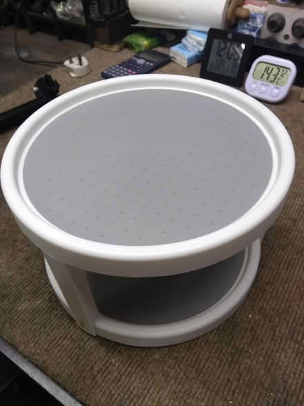 Photo of free Rotary Display Stand (Penzance TR18) #1