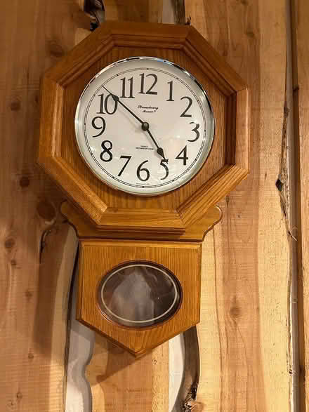 Photo of free Wall clock (Clinton Twsp mi) #1