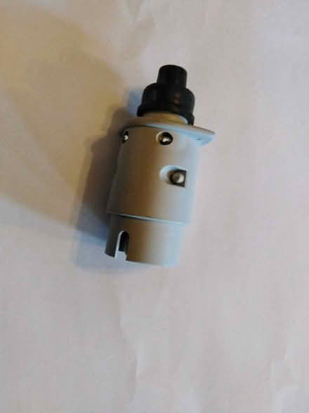 Photo of free Caravan towing electrics - 7pin plug (West Bridgford NG2) #2