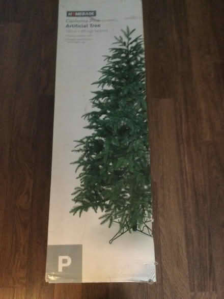 Photo of free Christmas Tree Artificial 6ft (Ware SG12) #3