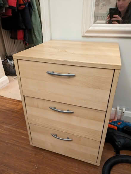 Photo of free Small chest of drawers (West Wickham BR4) #1