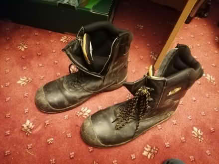 Photo of free Size 10 safety boots (AB16) #1