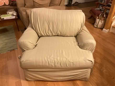 Photo of free Comfy Chair (Lansing) #1