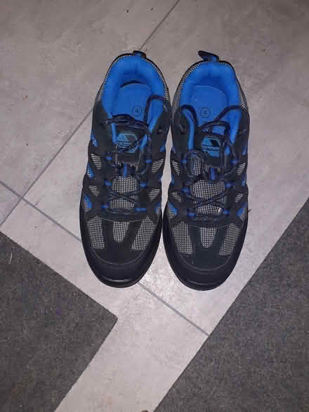 Photo of free Brand new work shoes (Salfords RH1) #1