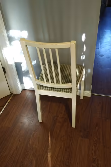 Photo of free cushioned chair (North of UW) #2