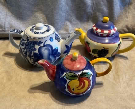 Photo of free Various Fruit Motif Kitchen Items (West Belleville) #3