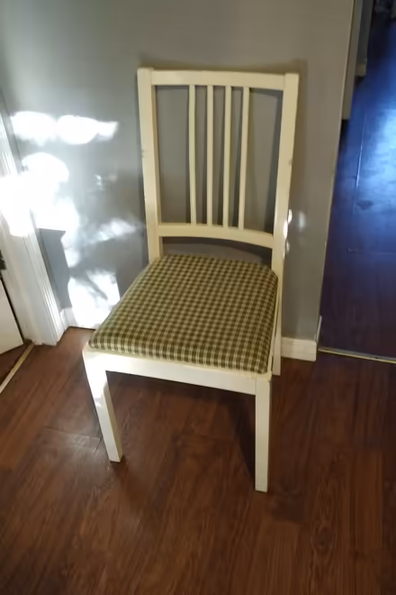 Photo of free cushioned chair (North of UW) #1