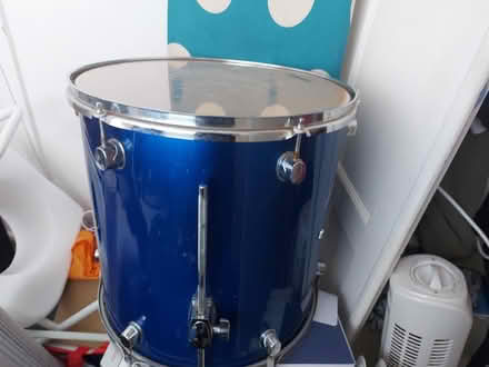 Photo of free Metallic Blue Drum& cymbals LEEDY (Wing) #1