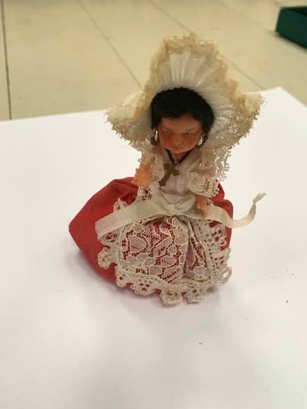 Photo of free 5 1950s & 60s costume dolls (Warbleton TN21) #2