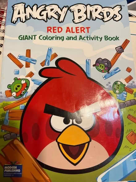 Photo of free Angry birds activity book. New (20012) #1