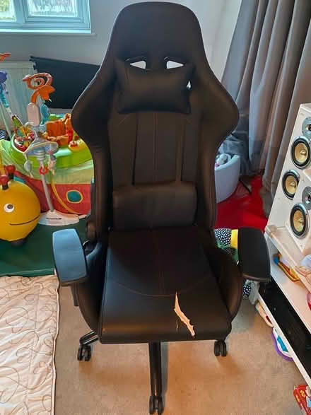 Photo of free Gaming chair (NW2) #1