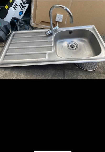 Photo of free Kitchen sink (CF24 Splott) #1