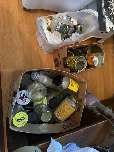 Photo of free Crafters, gardeners (Leander) #2