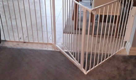 Photo of extendable safety gate (M12 Manchester) #1