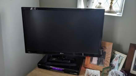 Photo of free Led LCD HD TV M2755 Flat Screen Colour TV . (Offham BN7) #2