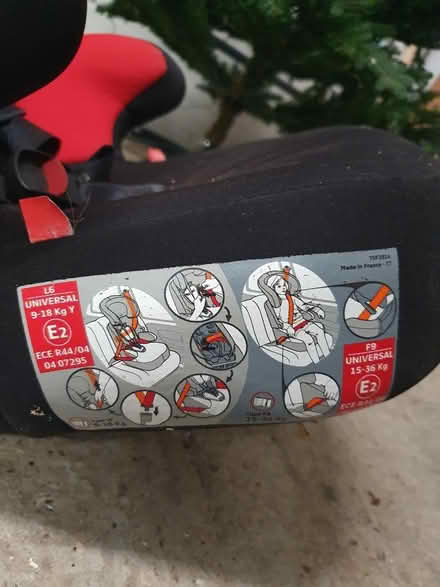 Photo of free Child car seat (Pangbourne RG8) #3