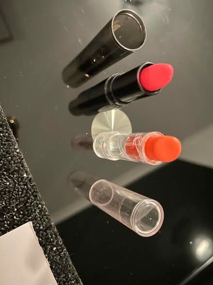 Photo of free Elf and Lakme lipstick (E3) #1