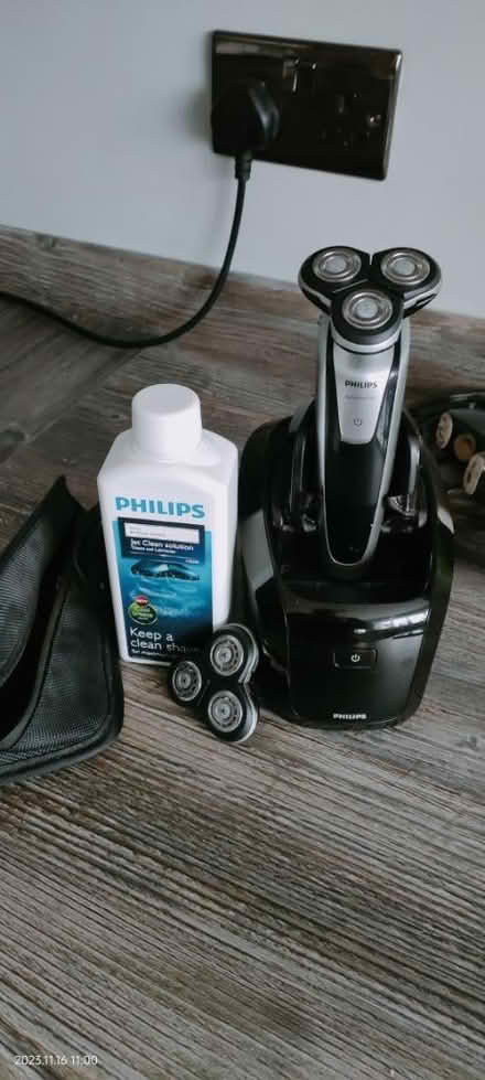 Photo of free Phillips senso touch razor (YO11 Scarborough) #2