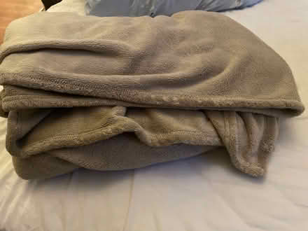 Photo of free Blanket (West hampstead NW6) #1