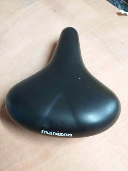 Photo of free Comfort Women's Bike Saddle (Southport PR8) #2