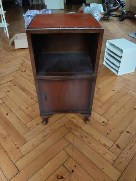 Photo of free Small wooden cabinet (Balham SW12) #2