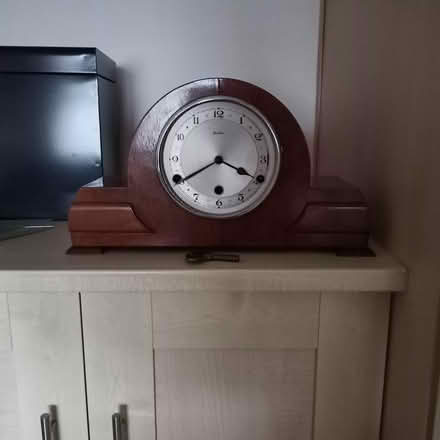 Photo of free Vintage mantle clock (Meadowcroft SN2) #1