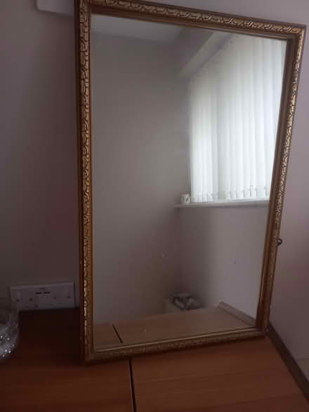 Photo of free mirror (Newport pagnell) #1