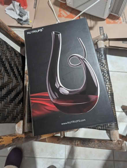 Photo of free Wine decanter (02135) #1