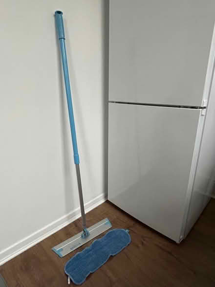 Photo of free e-cloth mop and cloth, used (Tunbridge Wells N. TN1) #1