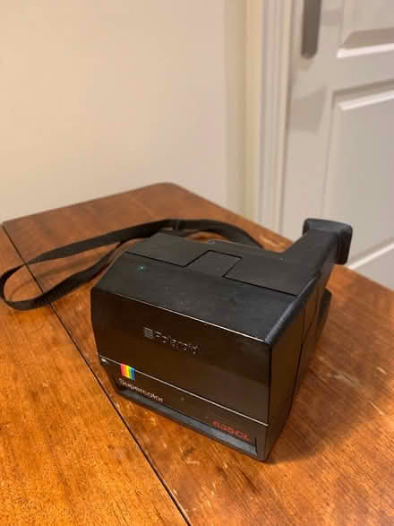 Photo of free Polaroid SUPERCOLOR 635CL camera (Yonge/Finch) #3