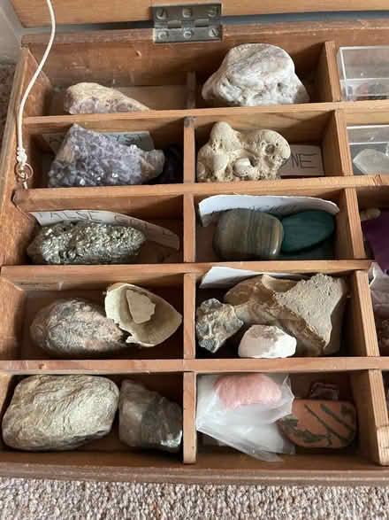 Photo of free Collection rocks & minerals (Handside) #1