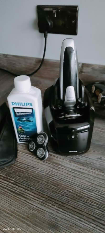 Photo of free Phillips senso touch razor (YO11 Scarborough) #1