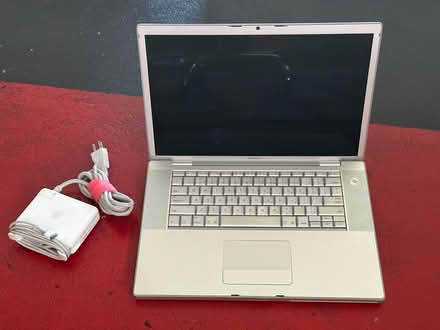 Photo of free Apple Electronics (Hollywood) #3