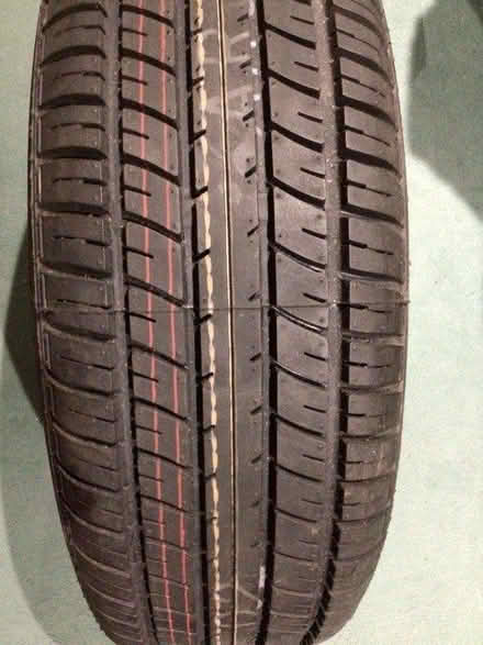 Photo of free runway tyre& wheel (IP2) #2