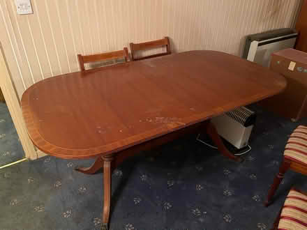 Photo of free Extendable dining table (BH1) #1